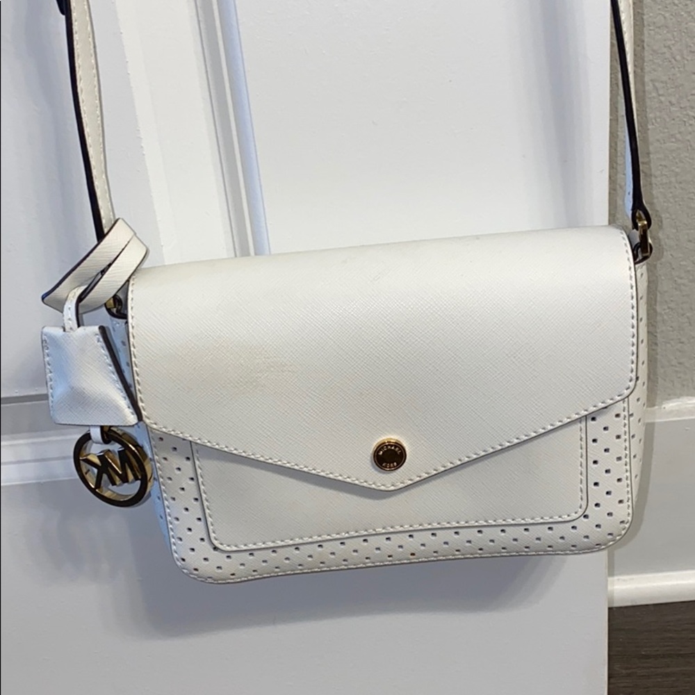 White Michael Kors crossbody purse